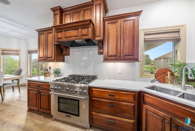 6304 S Callington Cir Circle, Sioux Falls, SD 57108