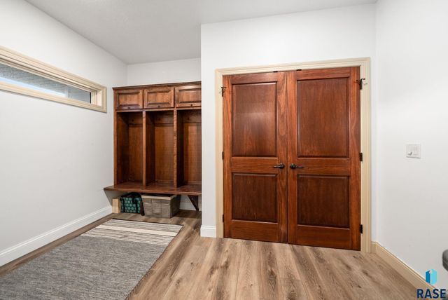 6304 S Callington Cir Circle, Sioux Falls, SD 57108