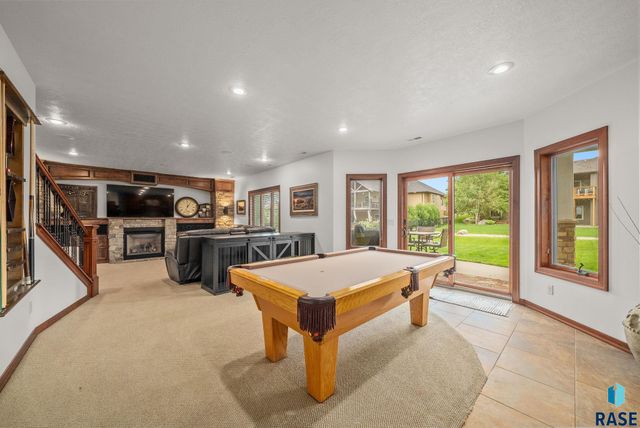 6304 S Callington Cir Circle, Sioux Falls, SD 57108