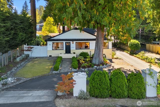 825 NW 180th Street, Shoreline, WA 98177
