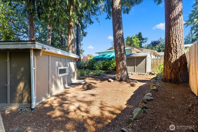 825 NW 180th Street, Shoreline, WA 98177