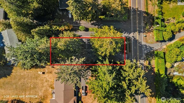 825 NW 180th Street, Shoreline, WA 98177