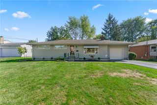 257 Westview Avenue, Hubbard, OH 44425