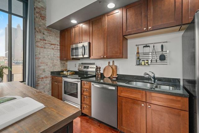 78 E Chestnut Street, 304, Columbus, OH 43215