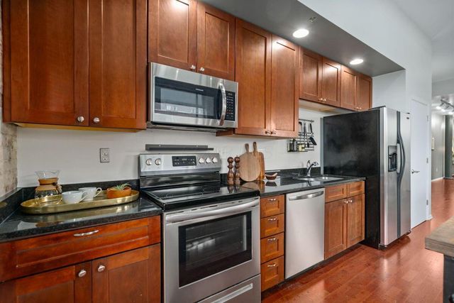 78 E Chestnut Street, 304, Columbus, OH 43215