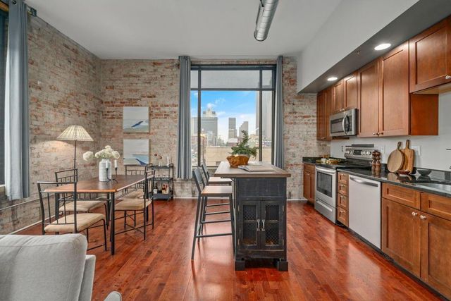 78 E Chestnut Street, 304, Columbus, OH 43215