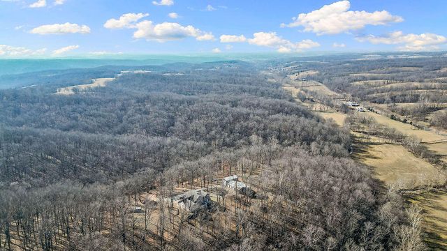 3150 Route W, Anderson, MO 64831