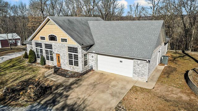 3150 Route W, Anderson, MO 64831