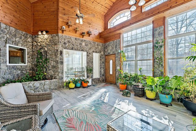 3150 Route W, Anderson, MO 64831