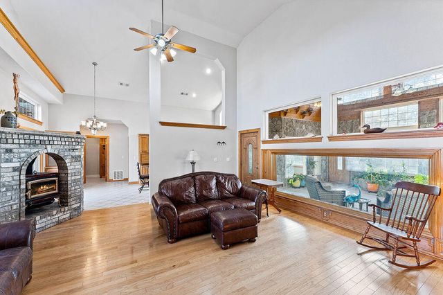 3150 Route W, Anderson, MO 64831