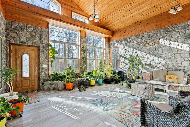 3150 Route W, Anderson, MO 64831