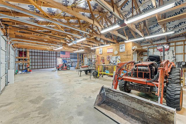 3150 Route W, Anderson, MO 64831