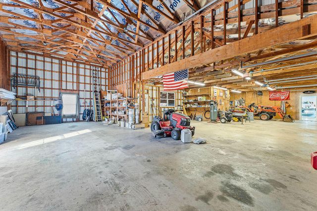 3150 Route W, Anderson, MO 64831