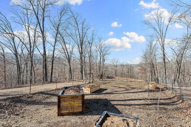 3150 Route W, Anderson, MO 64831