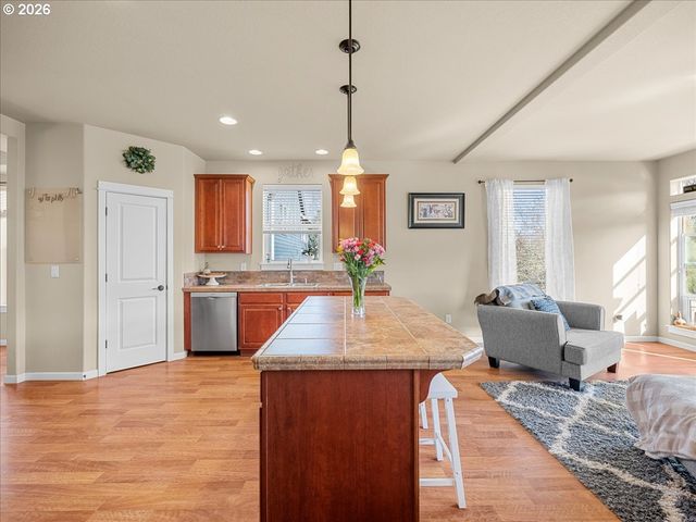 5274 KALI St, Salem, OR 97306