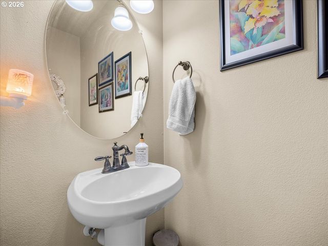 5274 KALI St, Salem, OR 97306