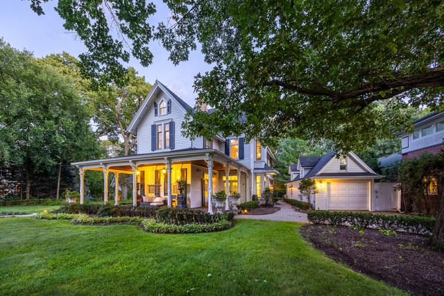 201 Scottswood Road, Riverside, IL 60546