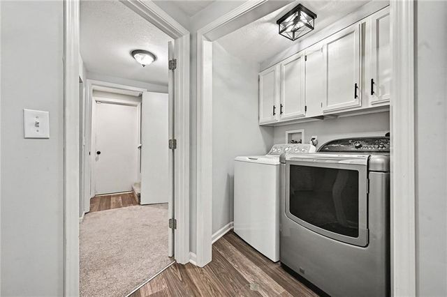 1720 Regency Drive, Kearney, MO 64060
