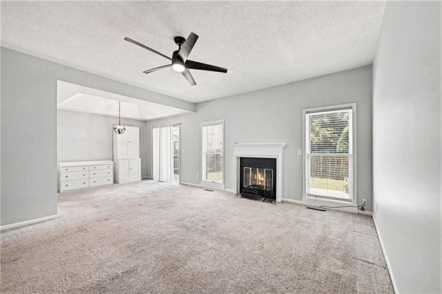1720 Regency Drive, Kearney, MO 64060