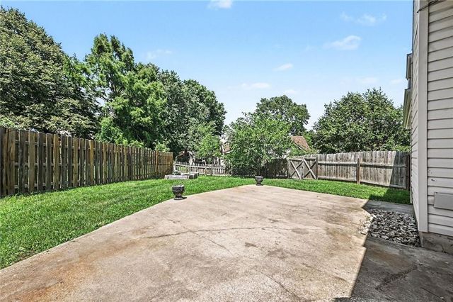 1720 Regency Drive, Kearney, MO 64060