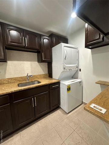 7205 Little Neck Parkway 113B, Glen Oaks, NY 11004