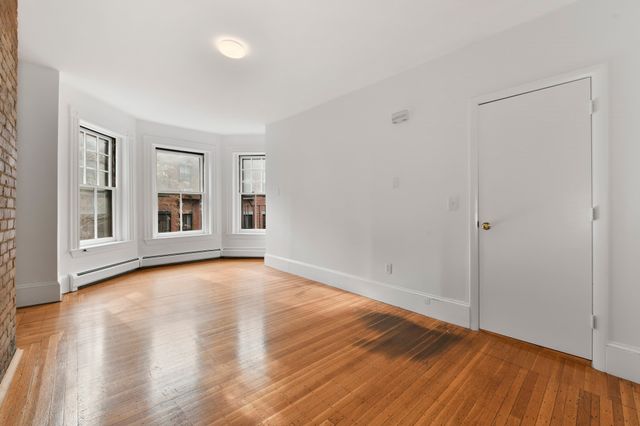 432 Marlborough PH, Boston, MA 02115