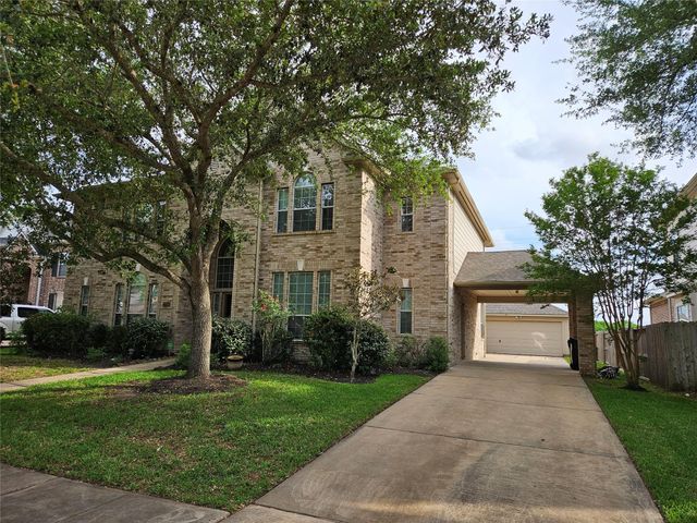 7714 Bayou Green Lane, Sugar Land, TX 77479
