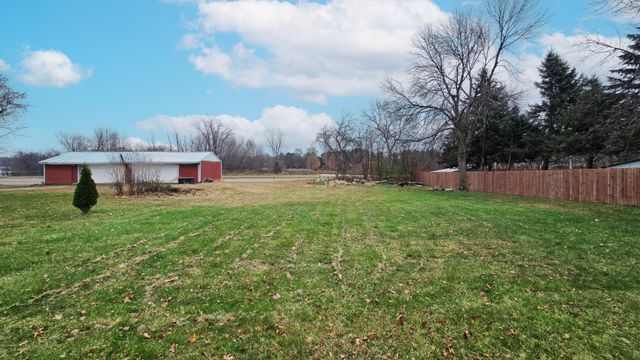 1096 Woodbury Drive, Woodbury, MN 55125