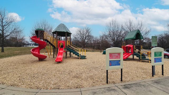 1096 Woodbury Drive, Woodbury, MN 55125