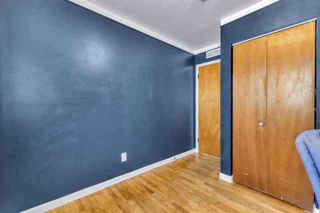 99 Devonshire Street, Ypsilanti, MI 48198