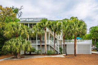 17 Sand Dollar Drive, Isle Of Palms, SC 29451