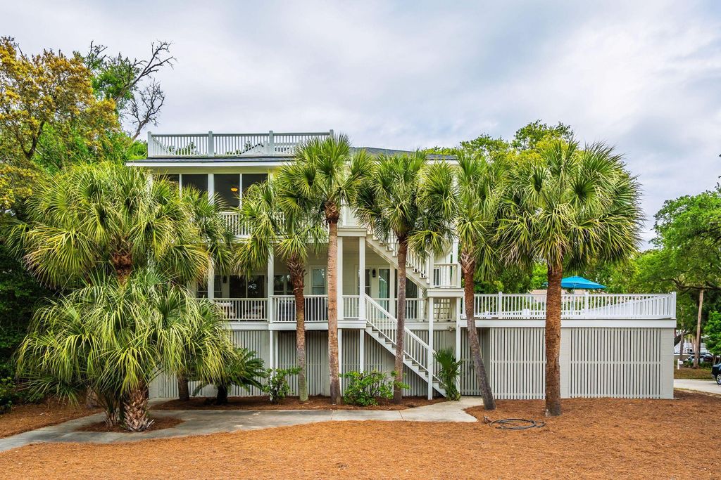 17 Sand Dollar Drive, Isle Of Palms, SC 29451
