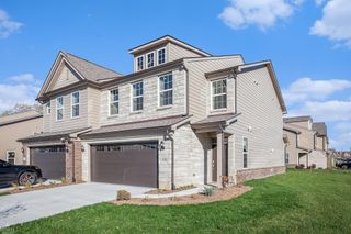 1569 Addison Circle, Walled Lake, MI 48390