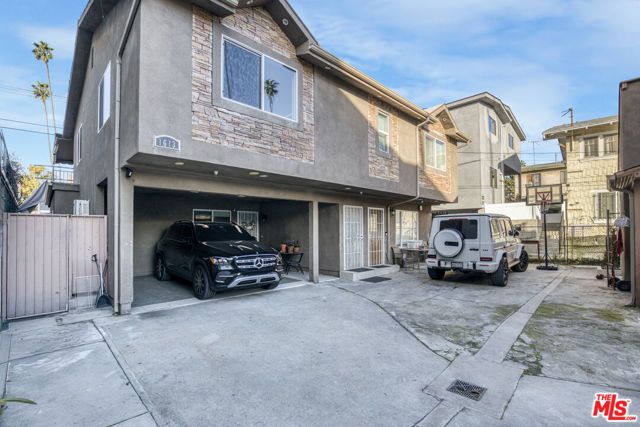 1611 Winona Boulevard, Los Angeles, CA 90027