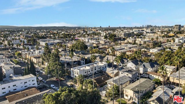 1611 Winona Boulevard, Los Angeles, CA 90027