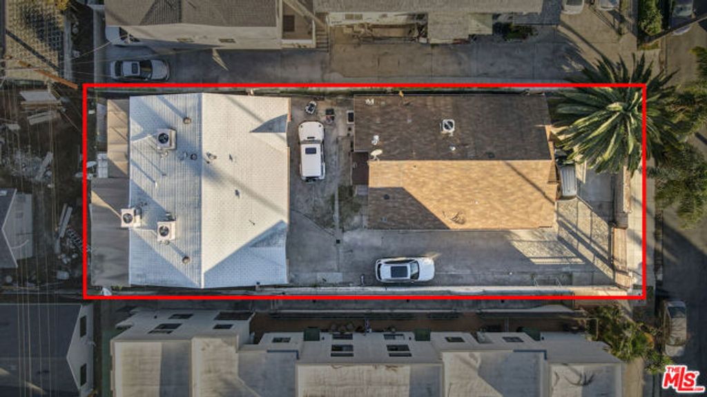 1611 Winona Boulevard, Los Angeles, CA 90027