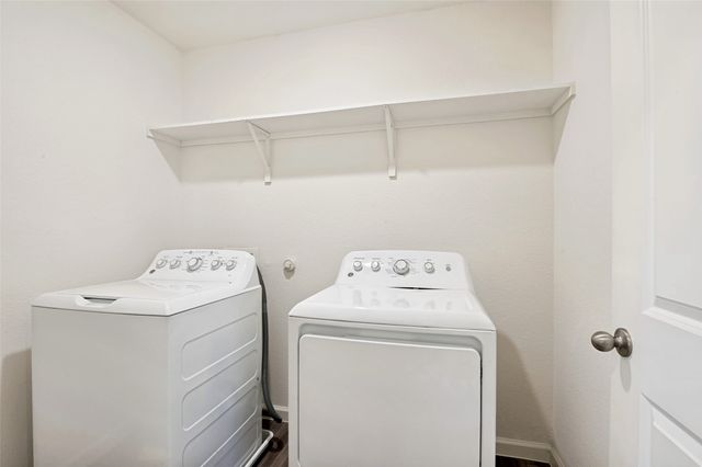 2430 Sagebrush Drive, Glenn Heights, TX 75154