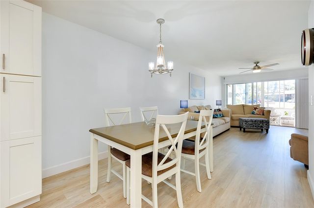 1 QUAILS RUN BOULEVARD 2, Englewood, FL 34223