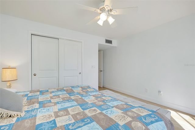 1 QUAILS RUN BOULEVARD 2, Englewood, FL 34223