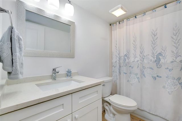 1 QUAILS RUN BOULEVARD 2, Englewood, FL 34223