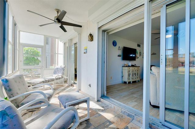 1 QUAILS RUN BOULEVARD 2, Englewood, FL 34223