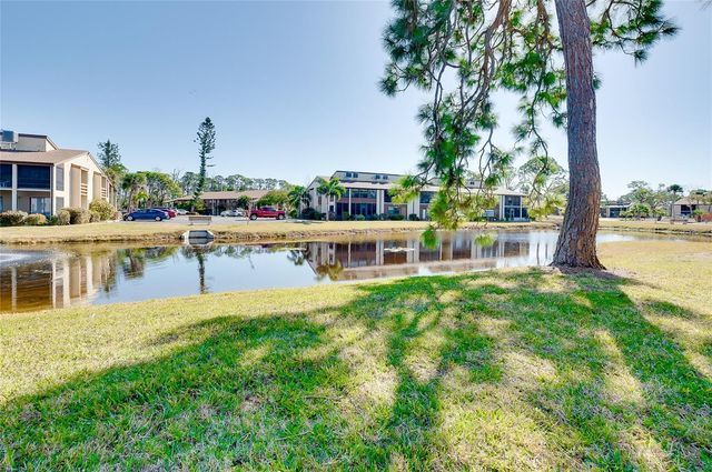 1 QUAILS RUN BOULEVARD 2, Englewood, FL 34223