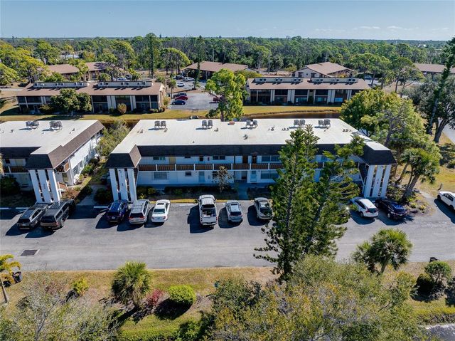 1 QUAILS RUN BOULEVARD 2, Englewood, FL 34223