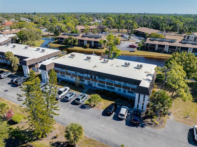 1 QUAILS RUN BOULEVARD 2, Englewood, FL 34223