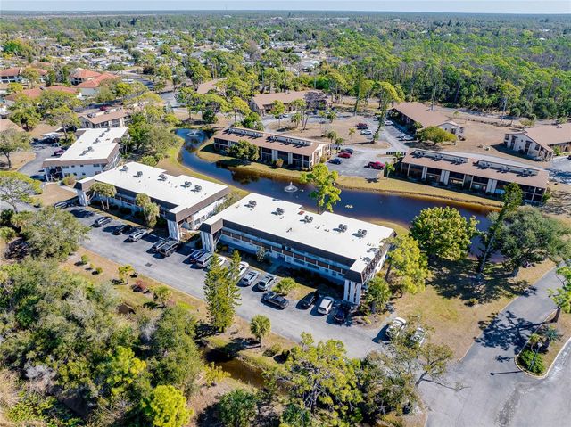 1 QUAILS RUN BOULEVARD 2, Englewood, FL 34223