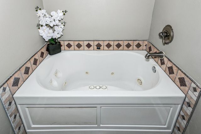 1238 Northview Drive, Crestview, FL 32536