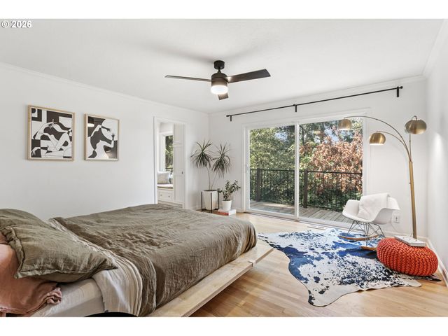 3227 Nw LURAY Ter, Portland, OR 97210