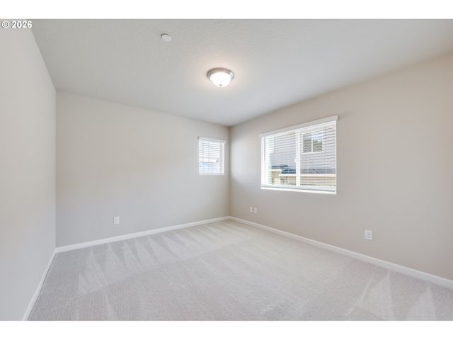 9019 N DOGWOOD St, Camas, WA 98607
