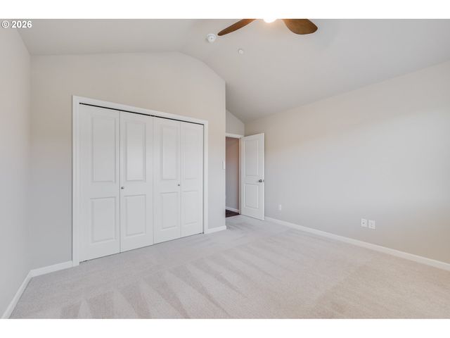 9019 N DOGWOOD St, Camas, WA 98607