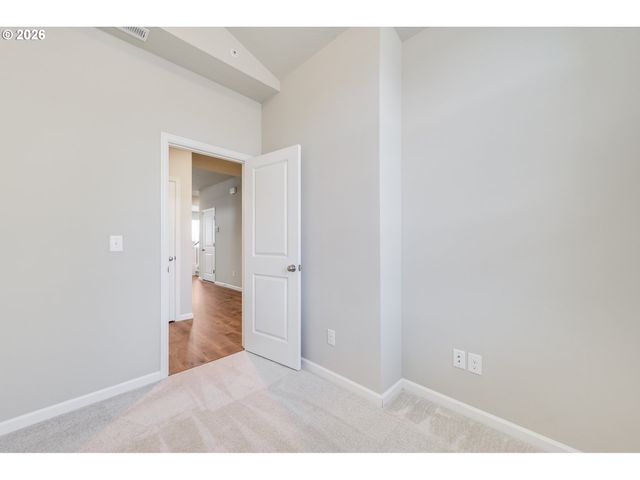 9019 N DOGWOOD St, Camas, WA 98607